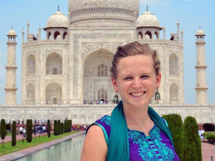 Julia_at_Taj_Mahal